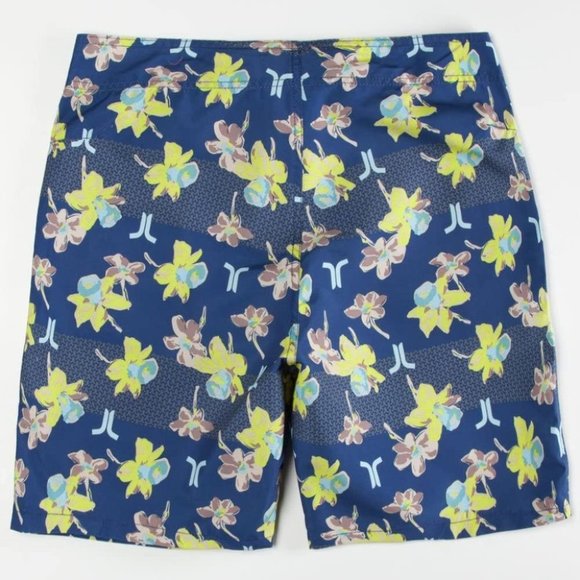 WeSC Board Shorts | Size XL 36 | NWT | Navy Blue Floral Print - Picture 2 of 6